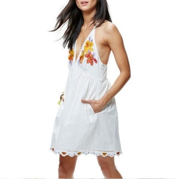 Free People Love and Flowers Dress in White - Picture 4 of 16